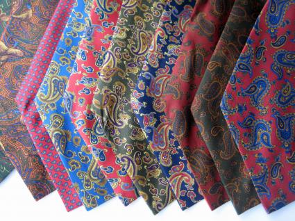 Cravats in fine Italian silk
