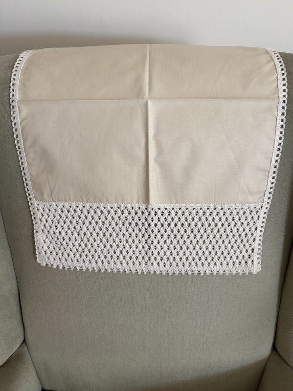 Cotton chair back (antimacassar) with lace panel