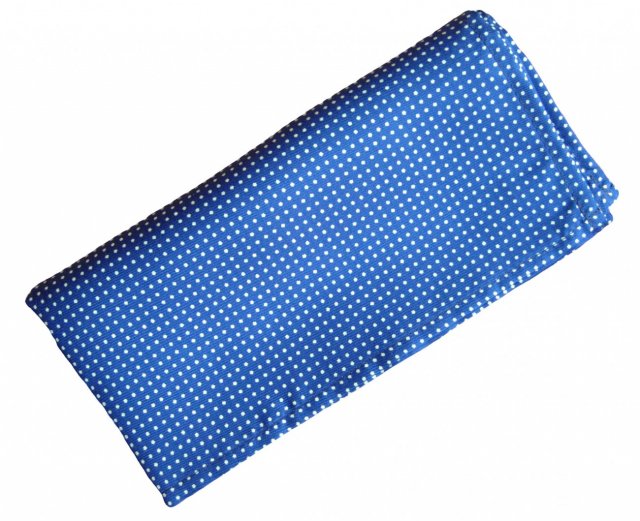 Royal blue silk hank with small white spots/pindots