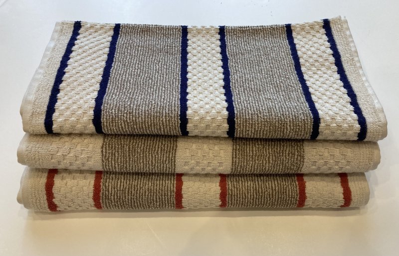 Traditional roller towel - striped