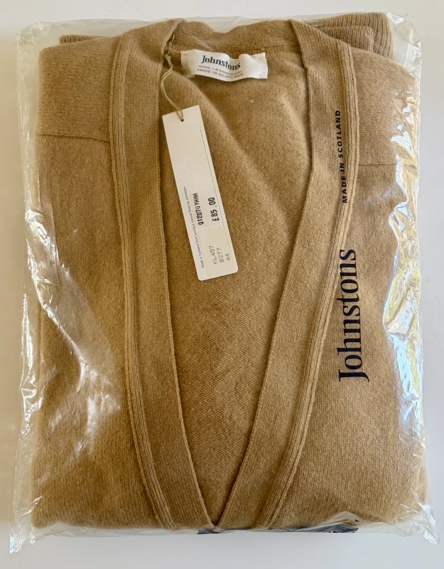 Men's lambswool cardigan 44 inch