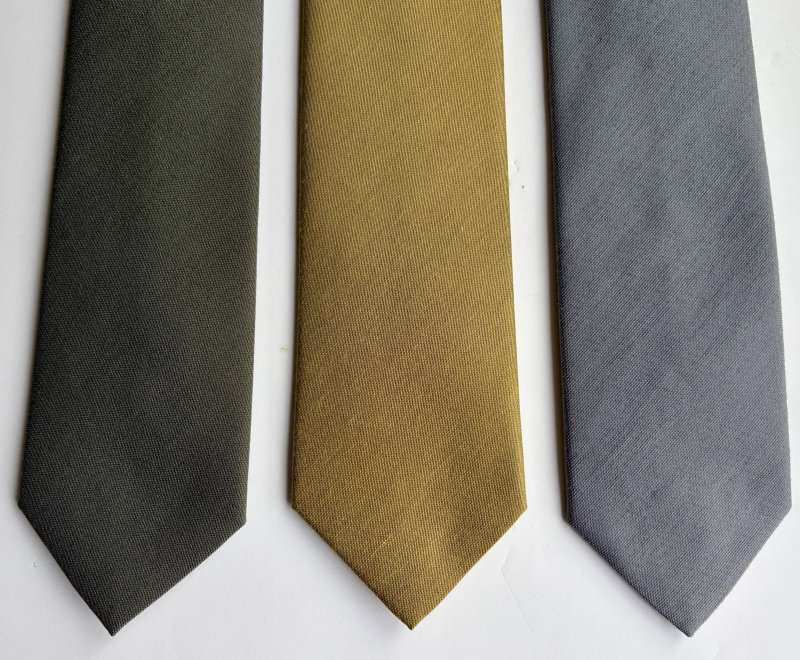 Plain colour ties with slight texture 7.5cm blade