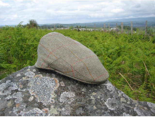 Olney Kinloch country tweed cap in pure wool