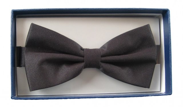 ready tied black bow tie for formal wear